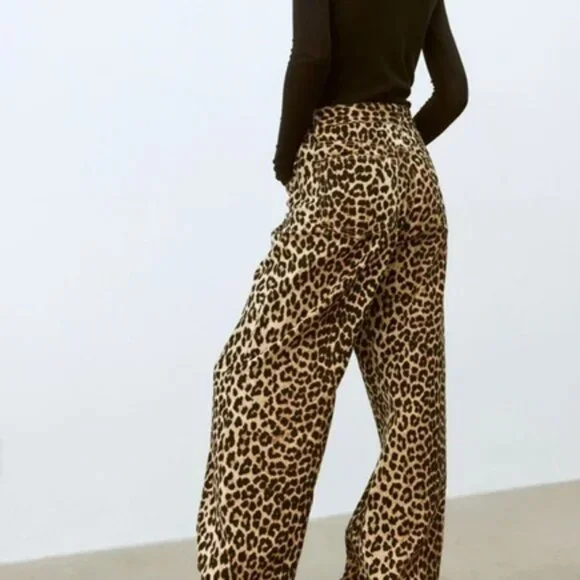 H&M Leopard Print Wide Cut Jeans Size 14 - Picture 2 of 13